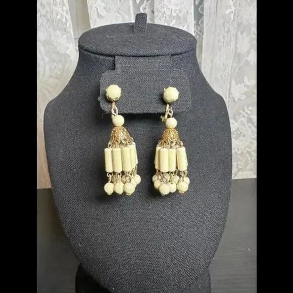 Vintage Ivory Beaded Dangle Clip-On Earrings - Picture 1 of 2